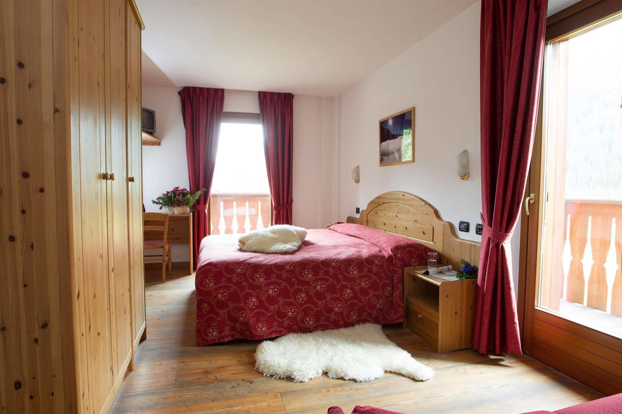 Hotel Cevedale Santa Caterina Valfurva Zewnętrze zdjęcie